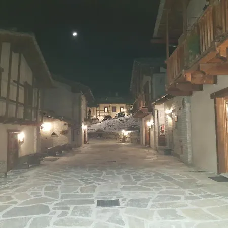 Villaggio Borgo Maira Prazzo